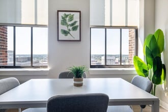 10 Light St in Baltimore, MD - Building Photo - Building Photo