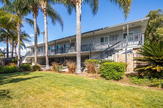 property at 943 Oak Ave
