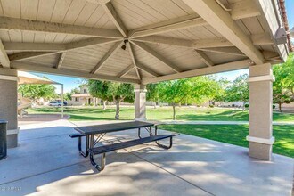 1977 E Emily Ln in Gilbert, AZ - Building Photo - Building Photo