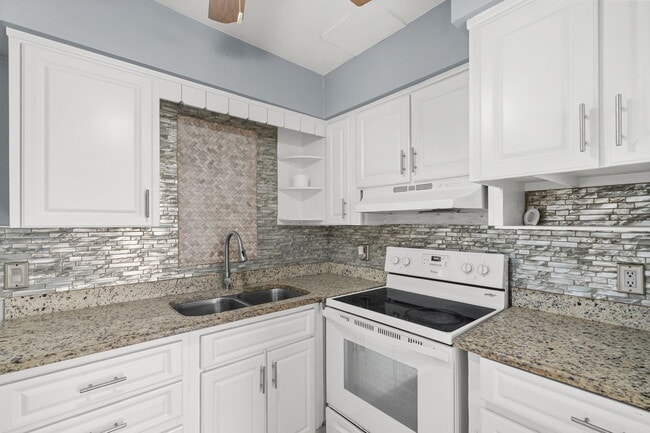 524 Florida Ave, Unit 522