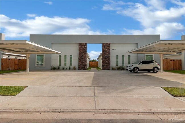 5613 Notre Dame Ave in McAllen, TX - Building Photo - Building Photo