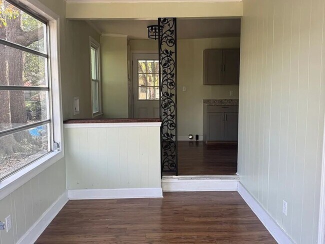 906 Central Dr in Dublin, GA - Building Photo - Building Photo