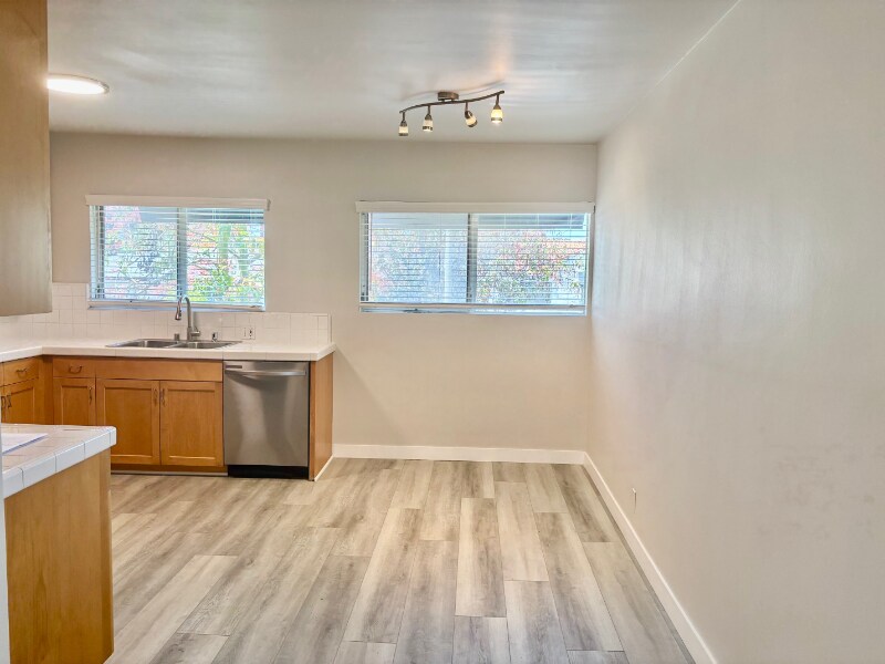 812 Westmount Dr in West Hollywood, CA - Building Photo