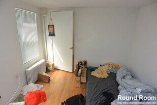 10 Shepard St, Unit 100 in Boston, MA - Building Photo