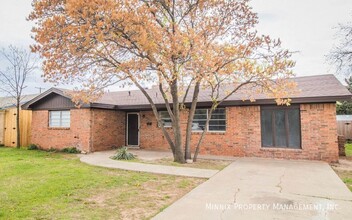 5423 47th St in Lubbock, TX - Foto de edificio - Building Photo