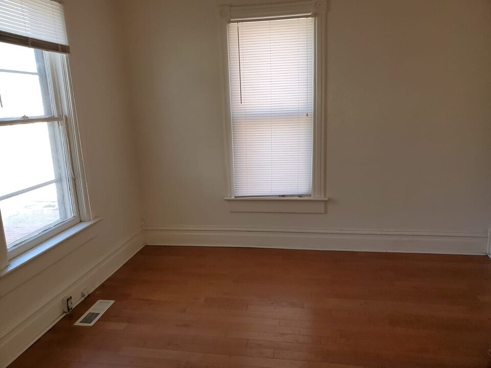 324 Beldon Pl in Salt Lake City, UT - Building Photo