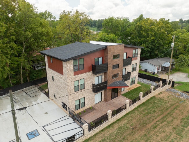 123 Englewood Ave in Athens, TN - Building Photo - Building Photo