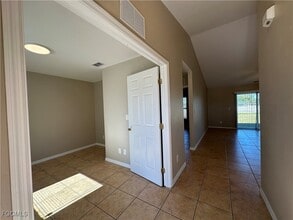 2411 Park Rd in Lehigh Acres, FL - Building Photo - Building Photo