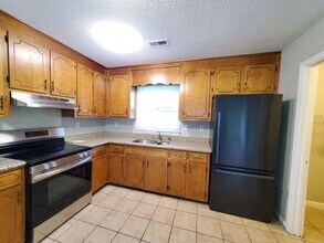 8316 Pence Rd in Charlotte, NC - Building Photo - Building Photo