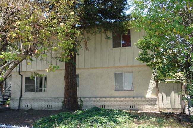 2237 Los Padres Blvd in Santa Clara, CA - Building Photo - Building Photo