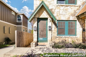 255 Natalen Ave in San Antonio, TX - Building Photo - Building Photo