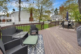 206 Dauntsey Dr in Arnold, MD - Foto de edificio - Building Photo