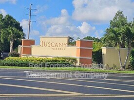 6360 Aragon Way, Unit #306 in Ft. Myers, FL - Building Photo