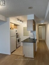 925 Bay St. in Toronto, ON - Building Photo - Building Photo