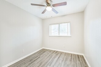 2714 Foliage Green Dr in Humble, TX - Building Photo - Building Photo