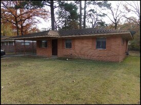6609 Verbena Dr in Little Rock, AR - Building Photo