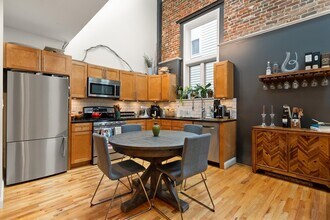340 Saratoga St, Unit #3 in Boston, MA - Building Photo - Building Photo