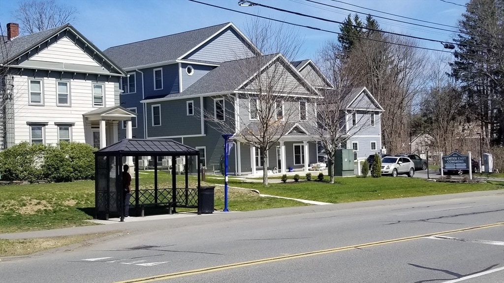 462 Main St in Amherst, MA - Foto de edificio