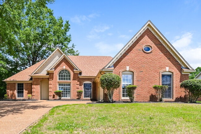 property at 9922 Lacee Ln