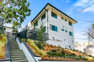 215 Lucas Ave, Unit 3 in Los Angeles, CA - Building Photo