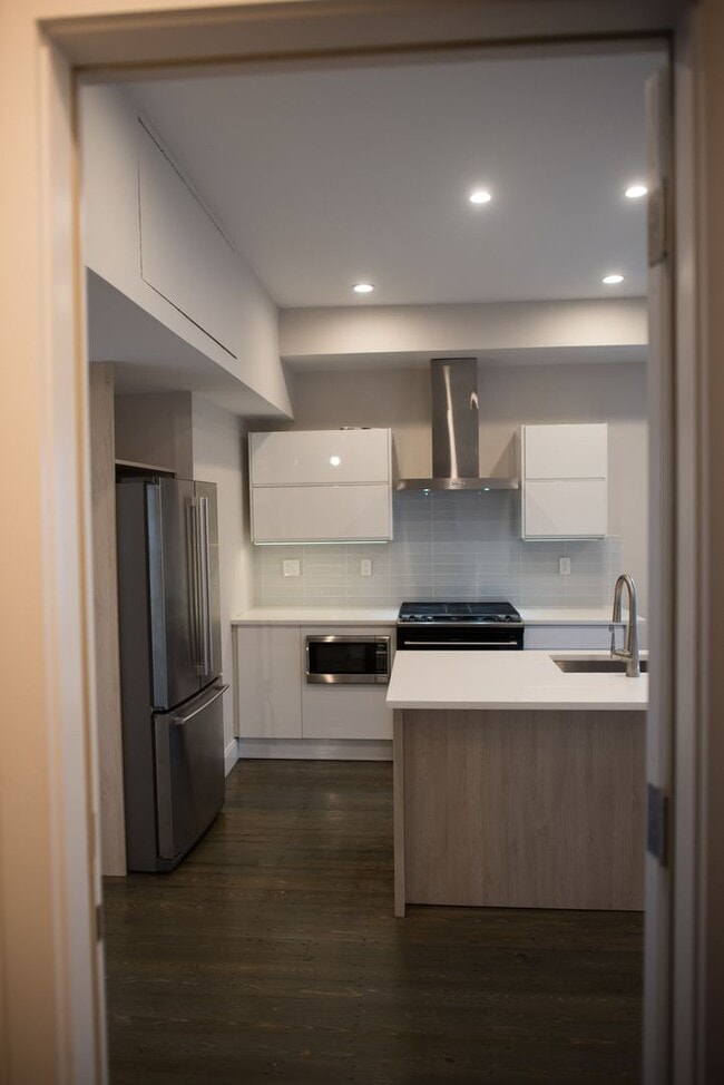 14 Sumner St, Unit 3 in Boston, MA - Foto de edificio - Building Photo
