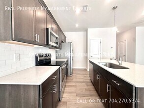 58 Woodsdale Pl SE in Concord, NC - Building Photo - Building Photo