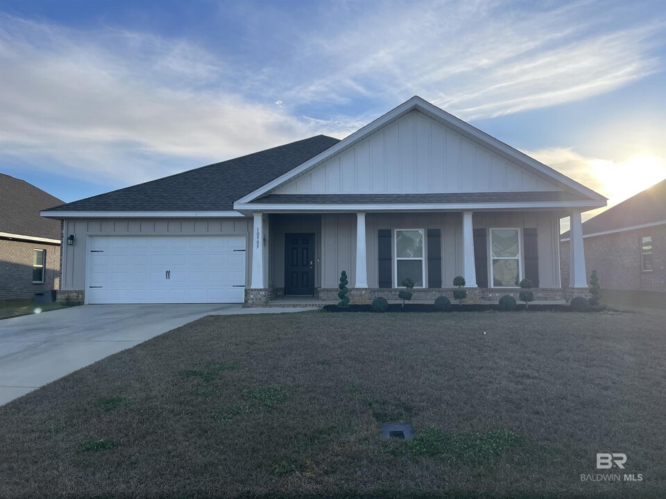 10905 Native Dancer Wy in Daphne, AL - Building Photo