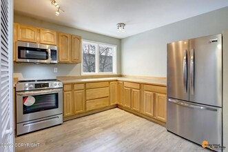 329 E 14th Ave in Anchorage, AK - Building Photo - Building Photo