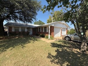 1101 NW 103rd St in Oklahoma City, OK - Building Photo - Building Photo