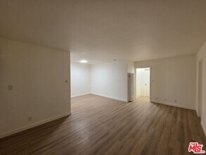 827 9th St in Santa Monica, CA - Building Photo - Building Photo