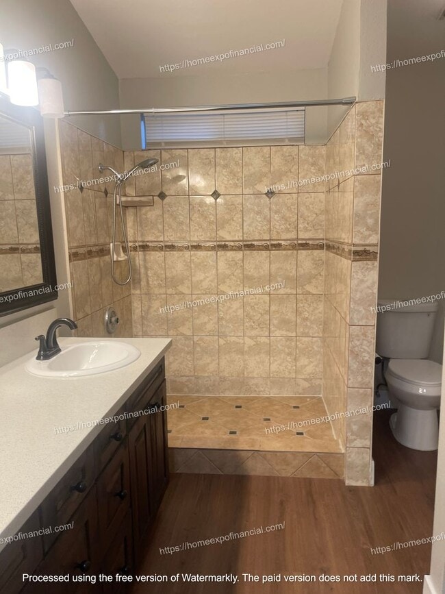 10950 Grass Valley Cir in Moreno Valley, CA - Building Photo - Building Photo