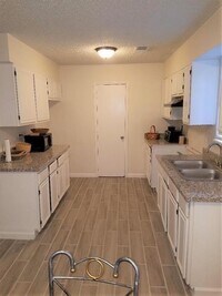 4207 Rawley St photo'