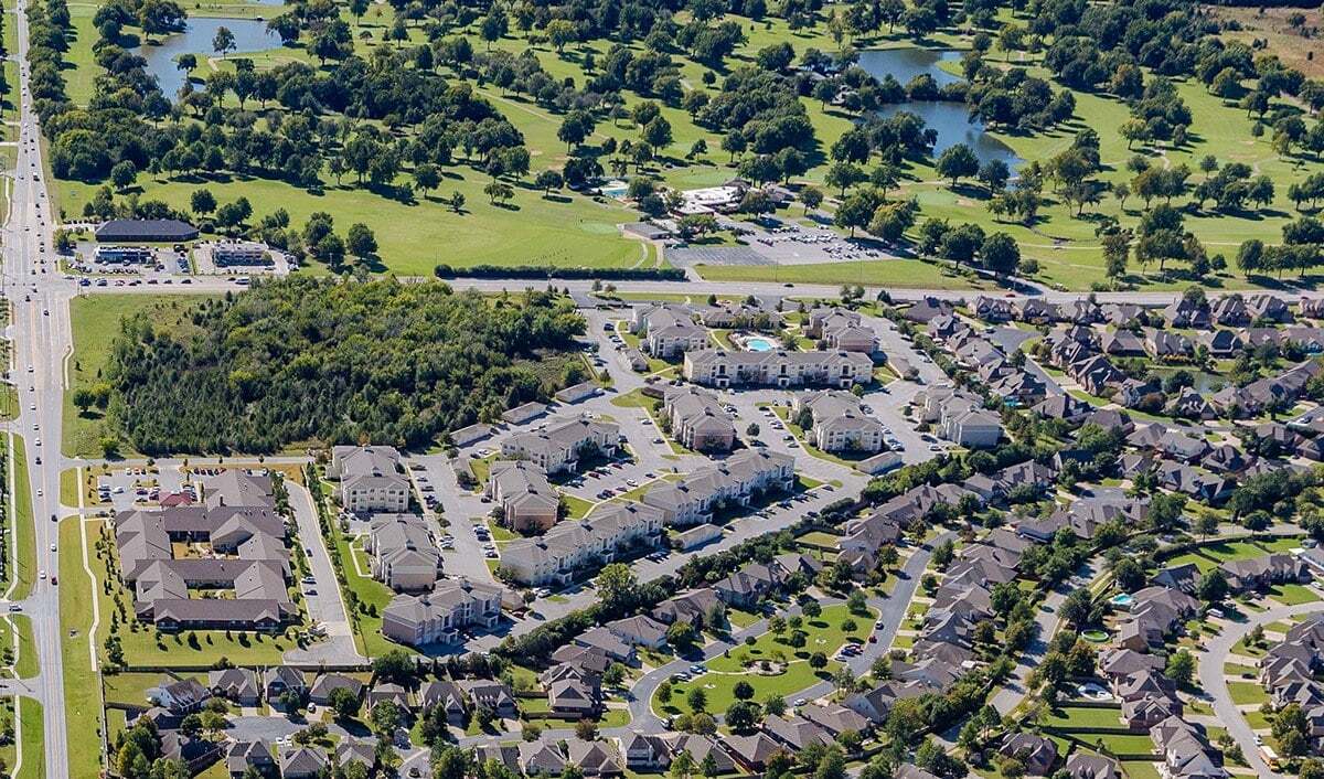 Sonoma Grande Apartments in Tulsa, OK - Foto de edificio