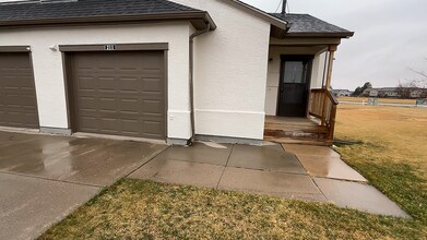 211 Wilder Ct in Box Elder, SD - Building Photo - Building Photo