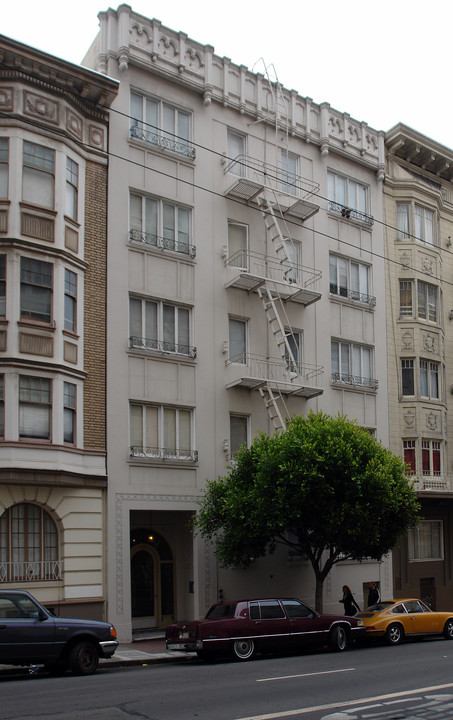 Claremont Apartments in San Francisco, CA - Building Photo