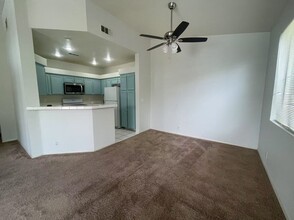 5155 Tropicana Ave in Las Vegas, NV - Building Photo - Building Photo