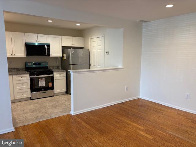 2403 Beacon Hill Dr in Gloucester Township, NJ - Building Photo - Building Photo