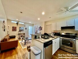 66 Egmont St in Brookline, MA - Building Photo