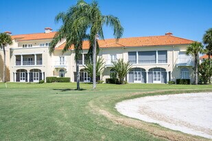 5045 Harmony Cir in Vero Beach, FL - Building Photo