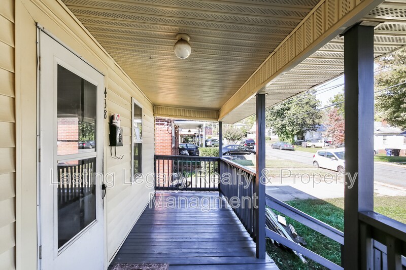 438 24th St NW in Winston-Salem, NC - Building Photo