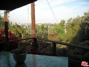 2031 Park Dr in Los Angeles, CA - Building Photo - Building Photo