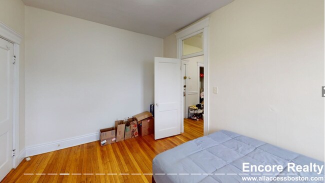 15 Walbridge St, Unit 14 in Boston, MA - Building Photo - Building Photo