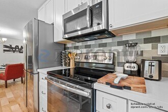 10590 River Dr in Forestville, CA - Building Photo - Building Photo