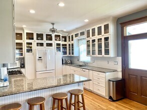 20 Purtill Ave in Old Lyme, CT - Building Photo - Building Photo