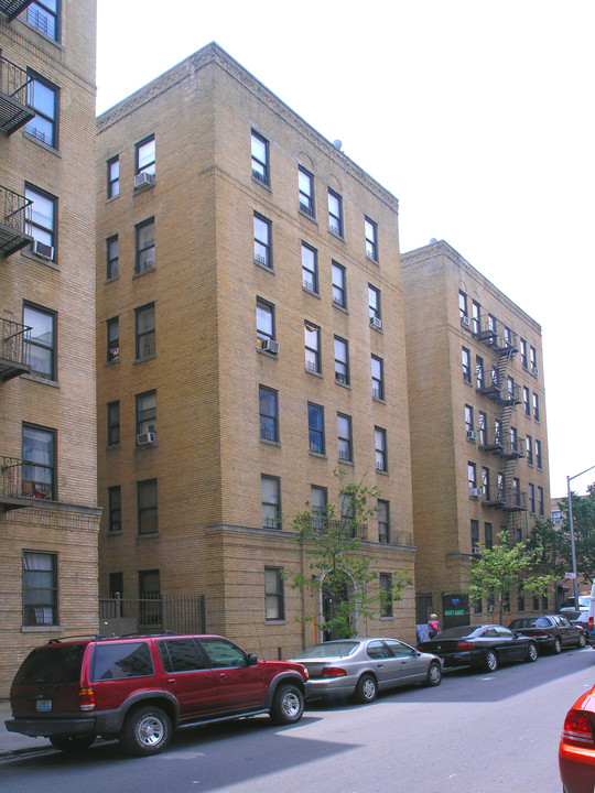 1056 Sherman Ave in Bronx, NY - Building Photo