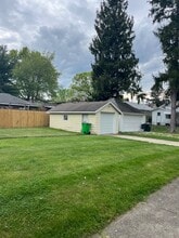 122 27th St NW in Barberton, OH - Building Photo - Building Photo