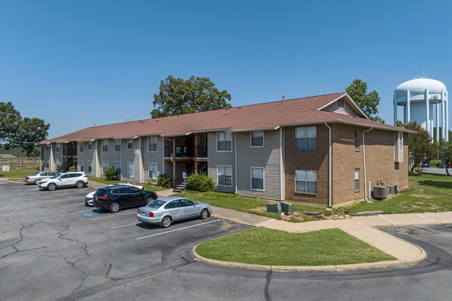 Overbrook in North Little Rock, AR - Building Photo - Building Photo