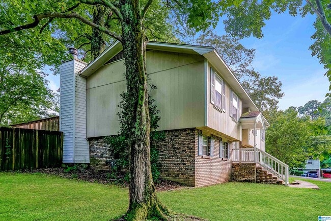 636 Cresap Cir NE in Birmingham, AL - Building Photo - Building Photo