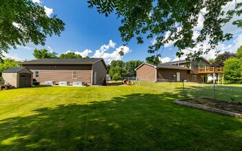 401 E Beaver St in Belle Plaine, MN - Building Photo - Building Photo