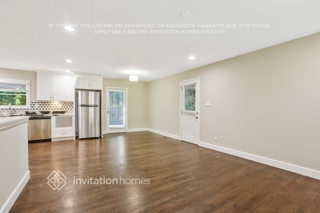 664 Indigo Ln NW in Atlanta, GA - Foto de edificio - Building Photo